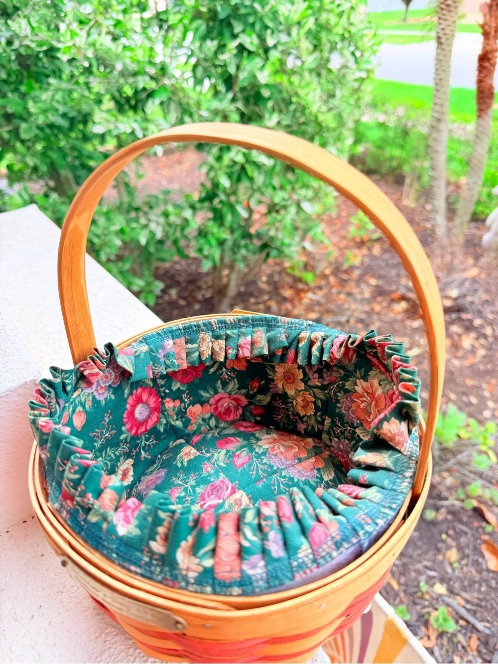 Bradford Basket Co Mother's Day 1996 with Floral Fabric Liner   9